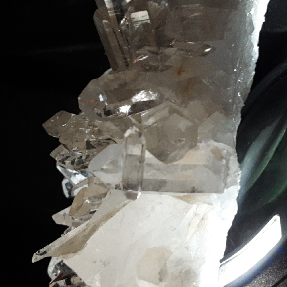 Quartz Crystal Cluster - Picture 6 of 9